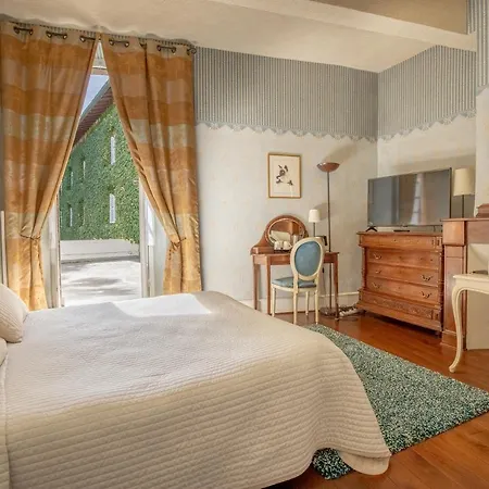 فندق Hostellerie Des Cedres 3*