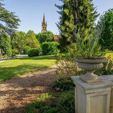 Hostellerie Des Cedres فندق Villeneuve-de-Rivière
