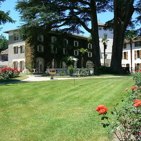 Hostellerie Des Cedres فندق