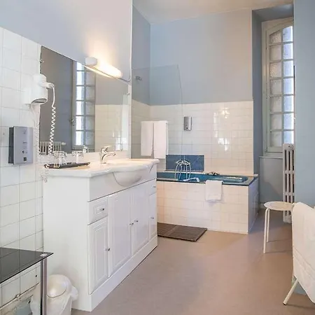 Hostellerie Des Cèdres Hotel 3*