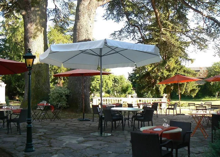 Hostellerie Des Cedres 3* Villeneuve-de-Rivière