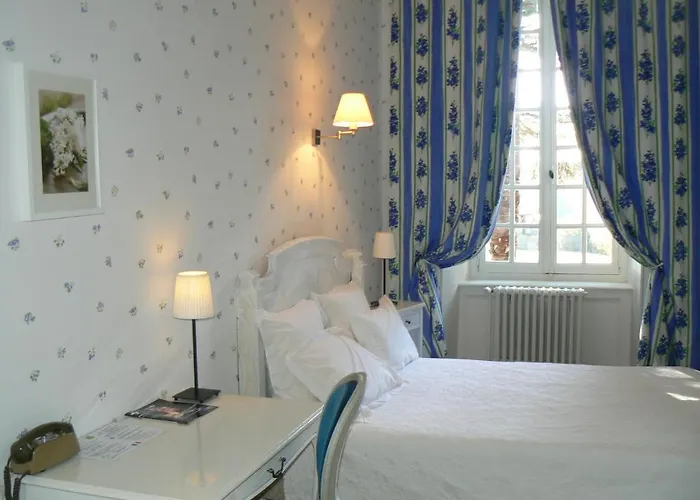 Hostellerie Des Cedres 3* Villeneuve-de-Rivière