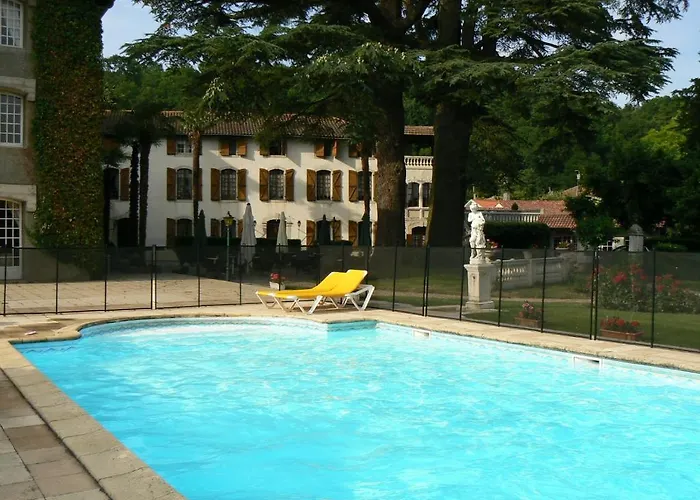Hostellerie Des Cedres Hotel Villeneuve-de-Rivière