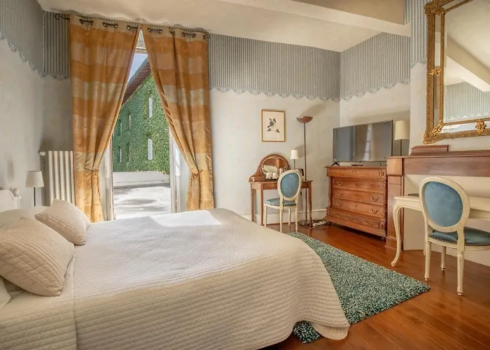 Hotel Hostellerie Des Cedres 3*