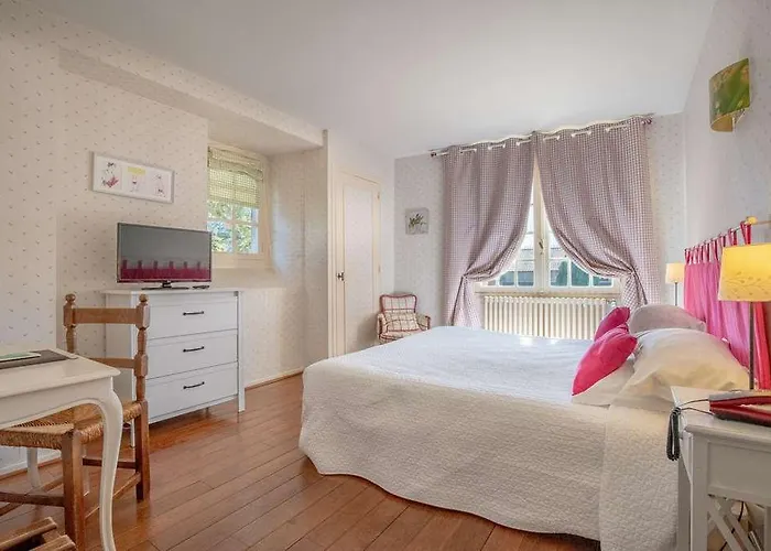 Hotel Hostellerie Des Cedres 3*