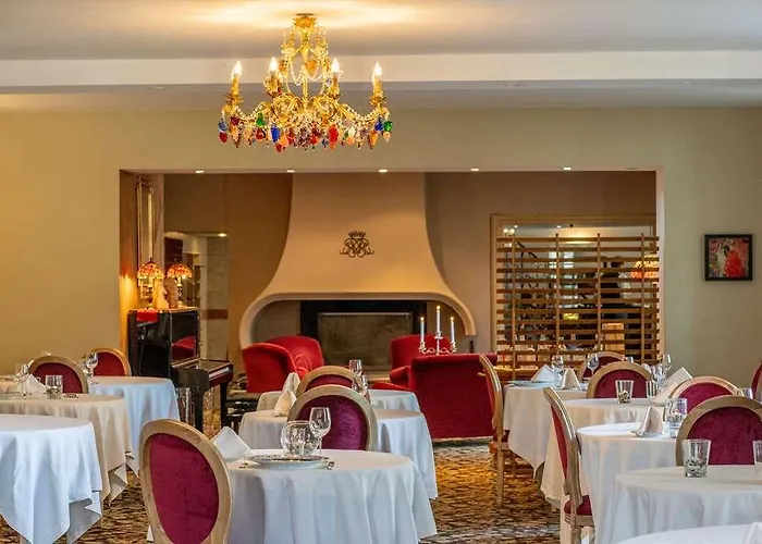 Hostellerie Des Cedres 3*